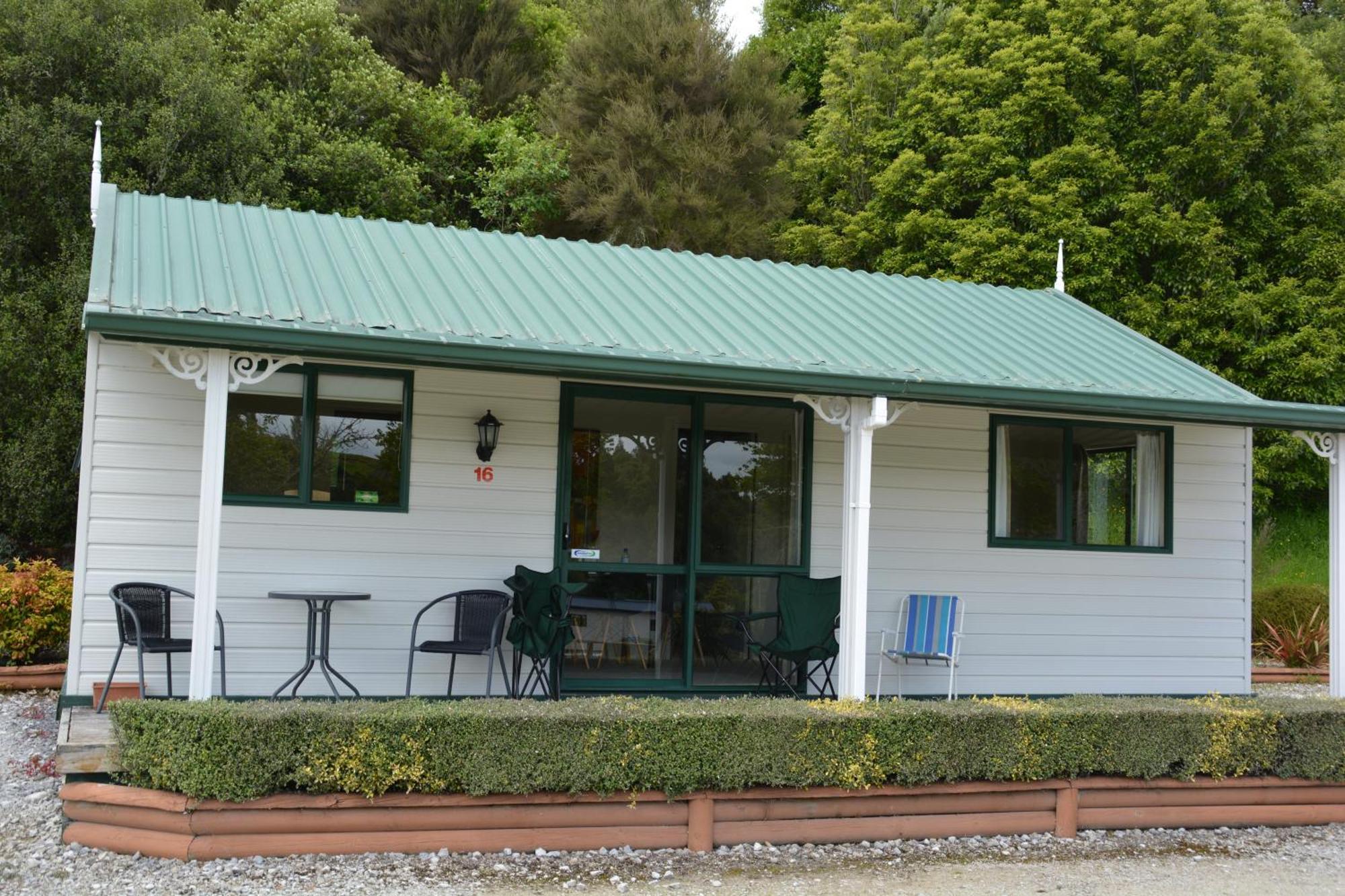 Waitomo Top 10 Holiday Park Waitomo Caves Bilik gambar